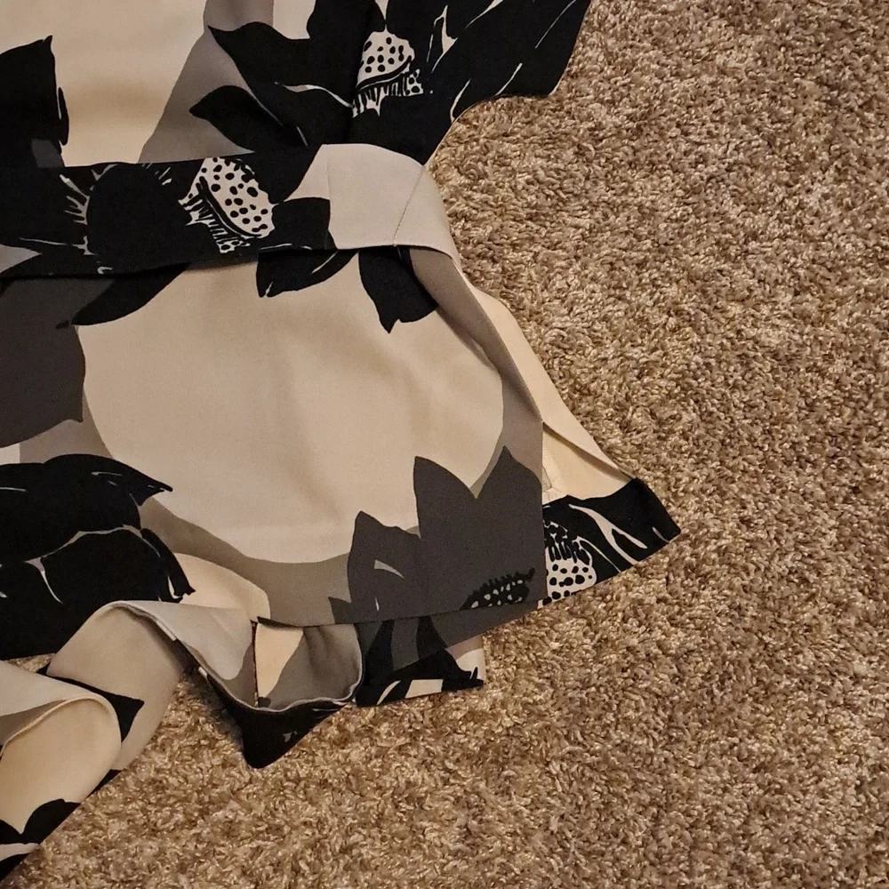 Natori kimono wrap top- size M- NWT - Picture 9 of 11